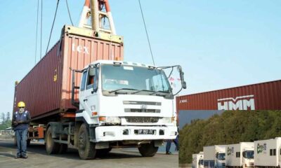 Singapore- empty truck- ai technology