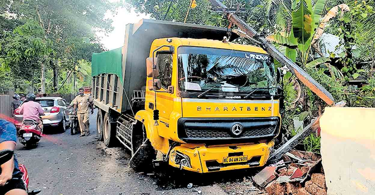 Truck accident Reasons